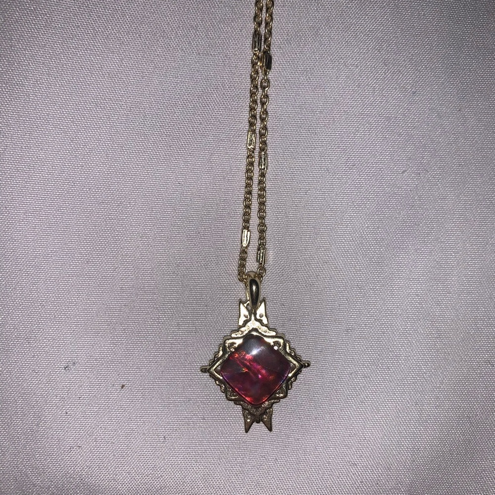 ⭐️ Kendra Scott Cass Necklace⭐️